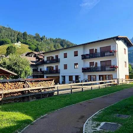 Apartment Dolomiti House 6 Fiera Di Primiero